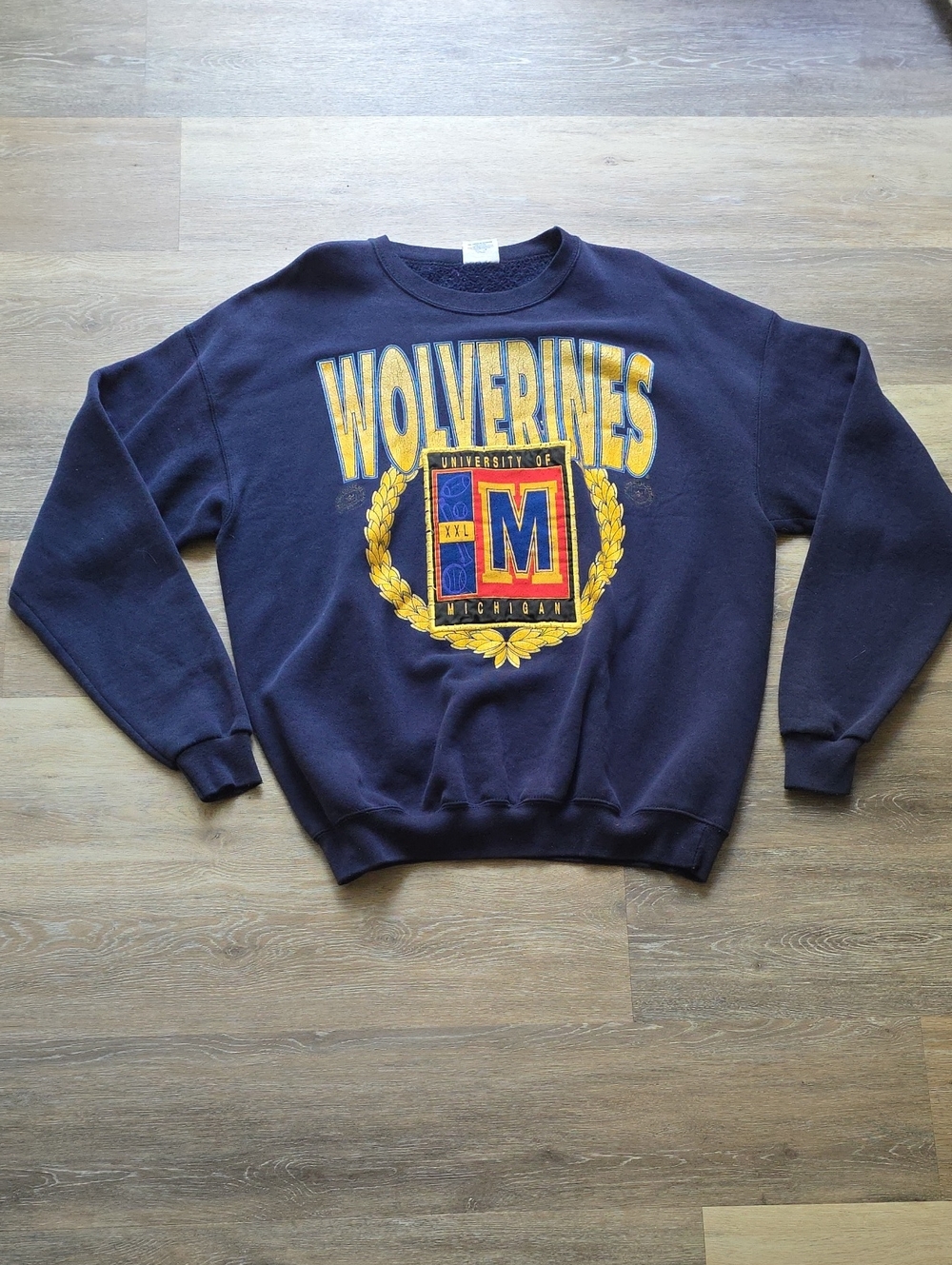 Rare Vintage Santee 90s University of Michigan Wolverines Graphic Sweatshirt  XL